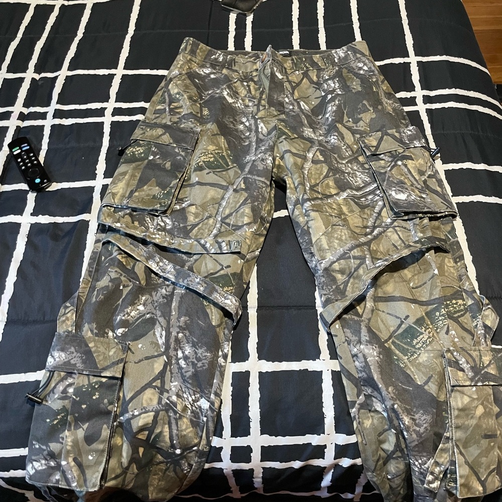 Fashion Nova Green Camouflage Cargo Joggers